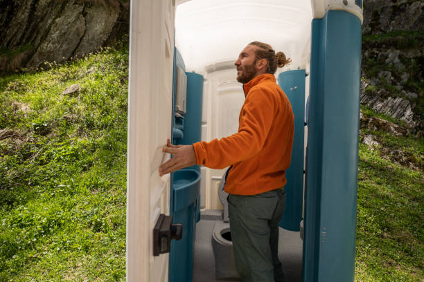 Best Portable toilet rental cost  in Hollins, VA